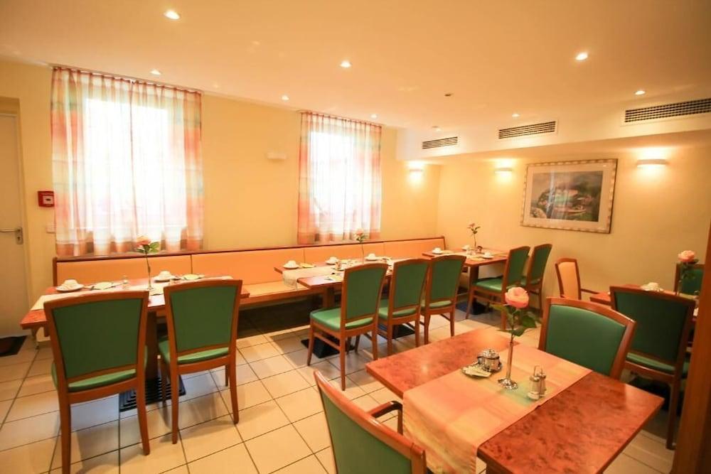 Hotel Miramar Am Roemer Φραγκφούρτη Εξωτερικό φωτογραφία