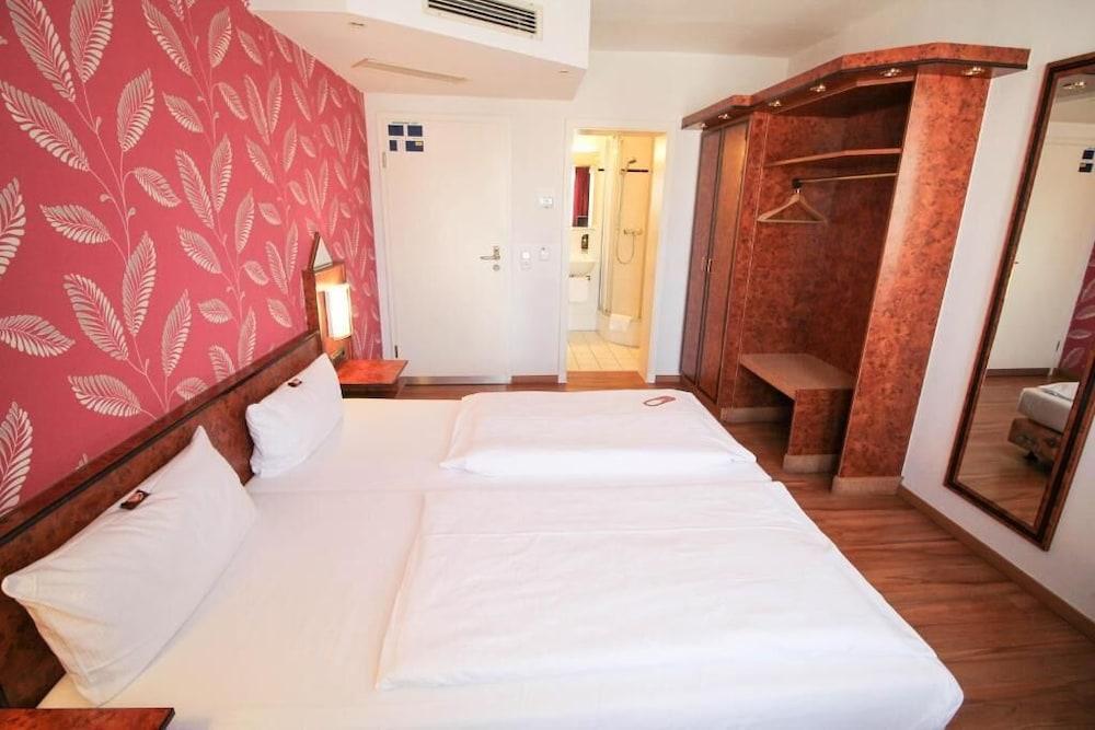 Hotel Miramar Am Roemer Φραγκφούρτη Εξωτερικό φωτογραφία