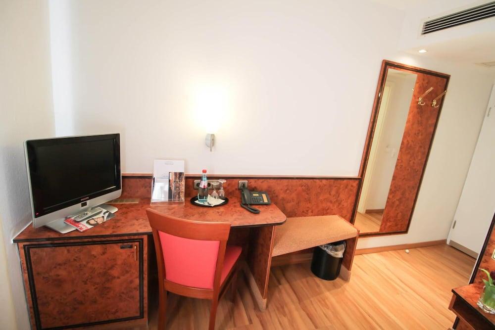 Hotel Miramar Am Roemer Φραγκφούρτη Εξωτερικό φωτογραφία